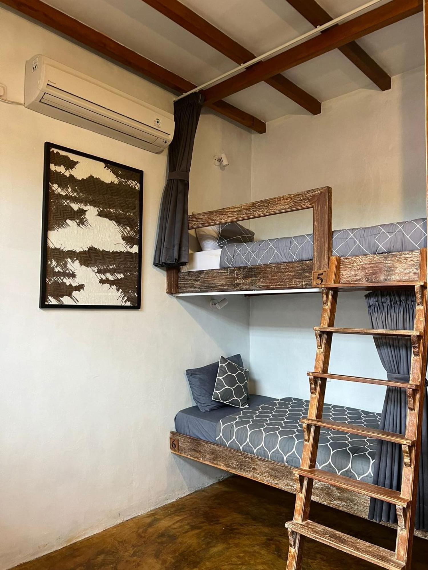 Vin Vin Hostel Ubud  Exterior photo